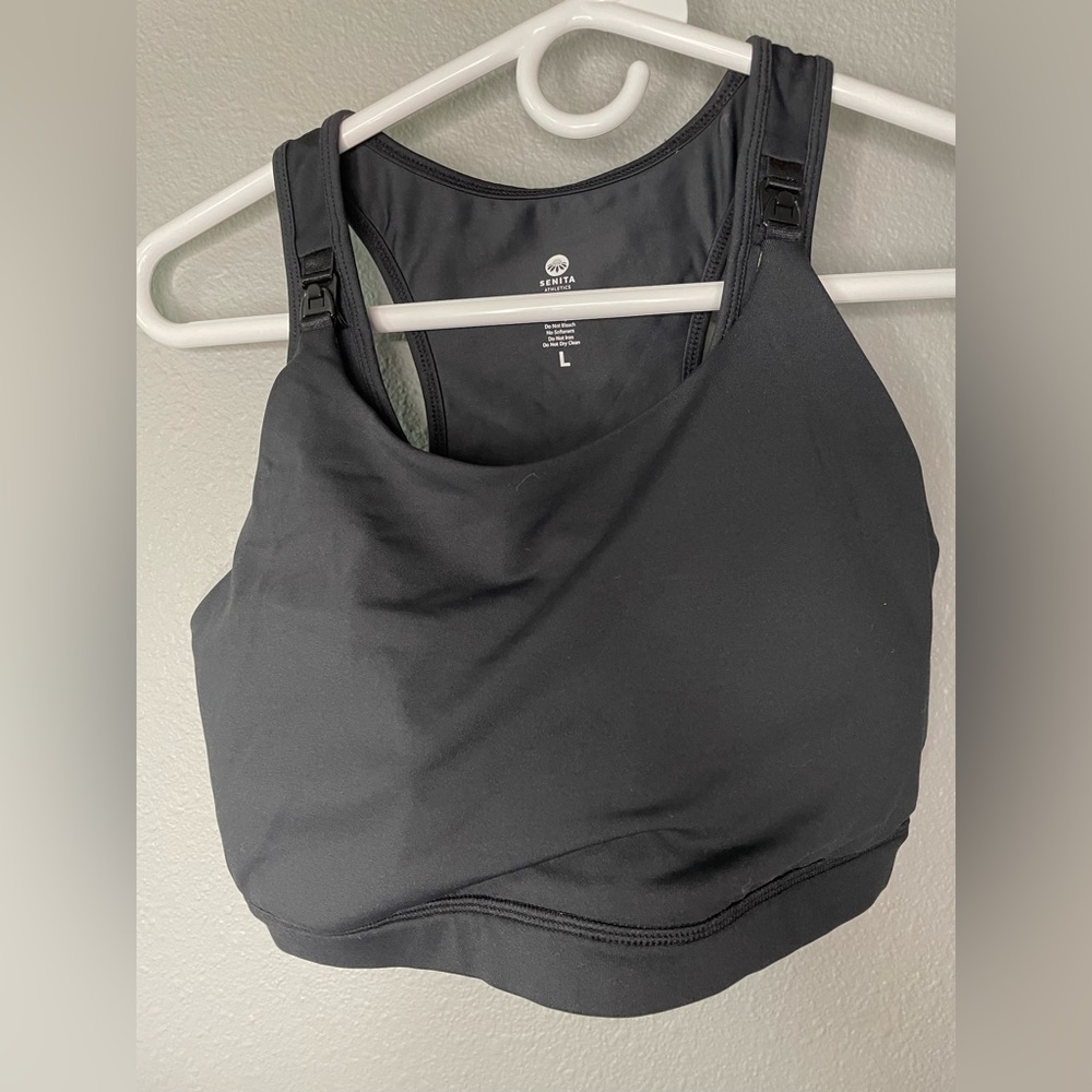 Senita nursing sports bra. Black, size Large